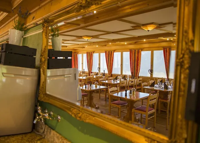 Отель Alpenrose Ридеральп