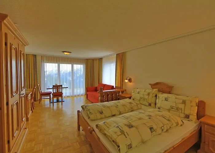 Отель Alpenrose 3*