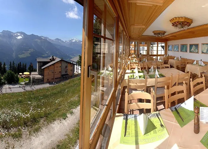 Отель Alpenrose 3*