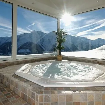 Отель Alpenrose 3*