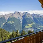 Отель Alpenrose 3*