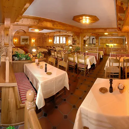 Alpenrose Szálloda